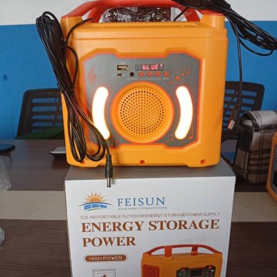 300w solar generator
